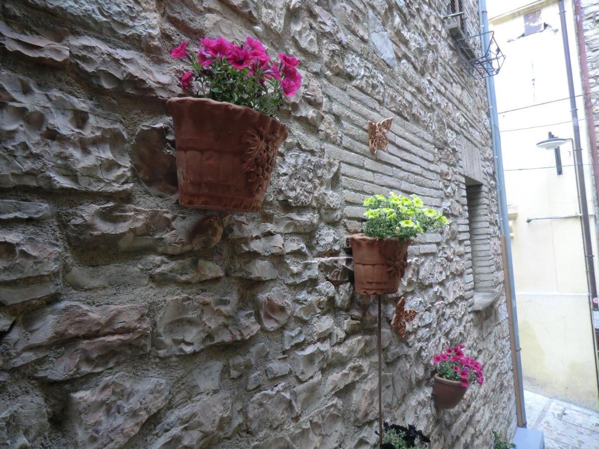 la corta di spello camere Exterior foto